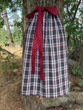 Extra Long Strap Red Green Plaid Apron Peasant Octoberfest Aprons Fall Festival